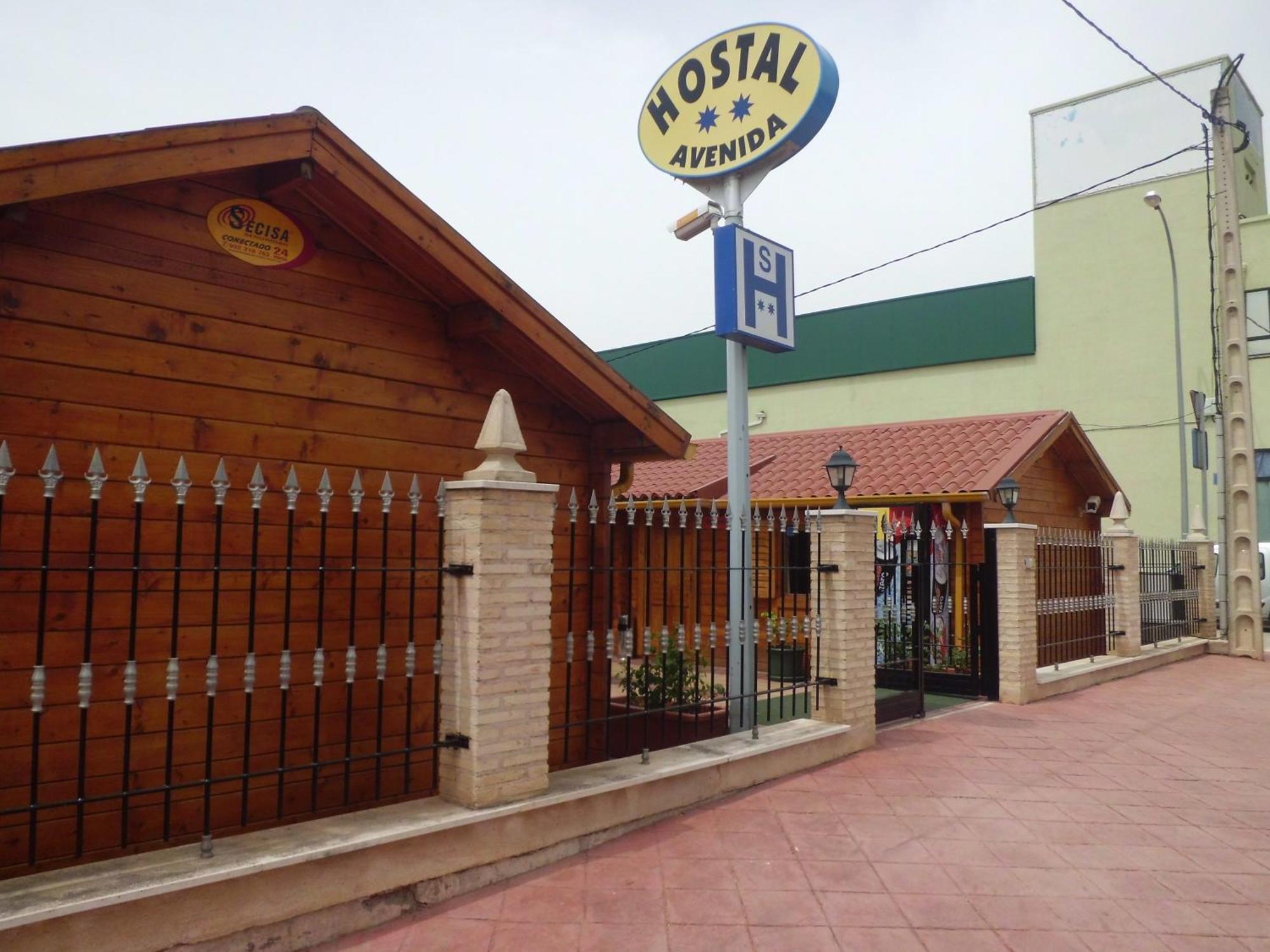 Hostal Gran Avenida Tarancon Luaran gambar